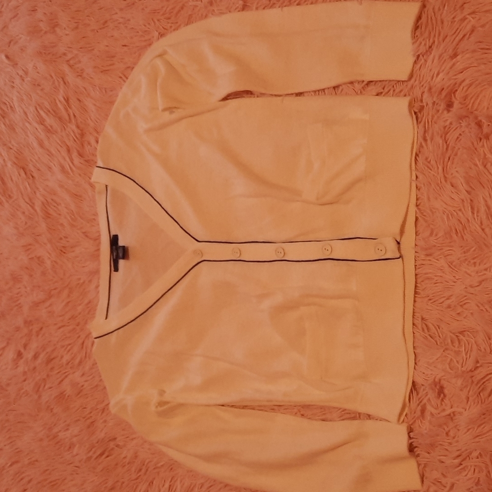 NWOT Gapkids Little Girl Long Sleeve Sweater Size M White